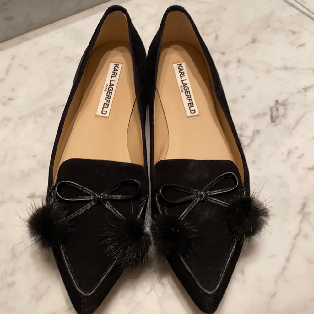 The cutest Pom Pom flat called the Dalli.